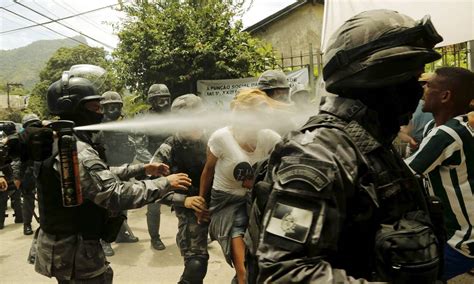 Moradores Do Horto Fecham Rua Jardim Botânico Em Protesto Contra