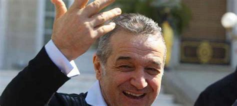 Becali Socheaza Si Becali E Acid Titlurile Din Presa Italiana