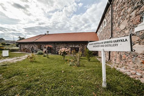 Ruduo Pakruojo dvare sukurtiems skoniams derlingas įvertinti auksu