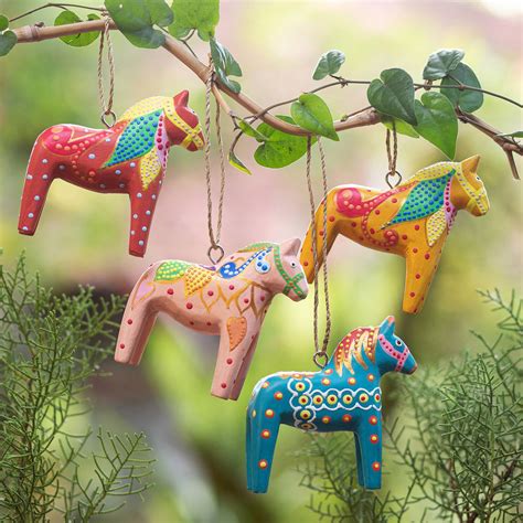 Set of 4 Artisan-Painted Christmas Horse Ornaments - Dala Cheer | NOVICA