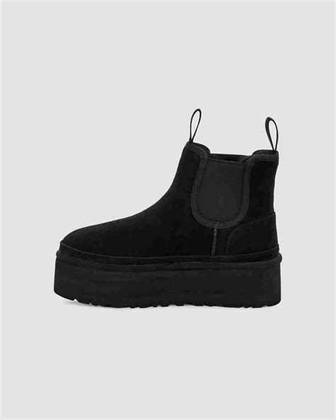 Neumel Platform Chelsea Black Ugg