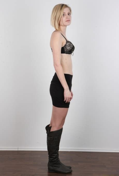 Blonde Amateur From Czechoslovakia Tries Her Luck At Being A Nude Model CoedCherry