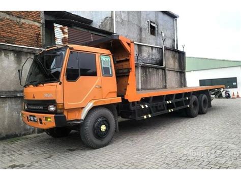 2013 Mitsubishi Fuso 7 5 Mitsubishi Fuso Tronton 6x2 Losbak 2013 Flat