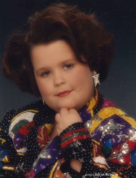 45 Awesomely Awkward Glamour Shots That Cannot Be Unseen 22 Words