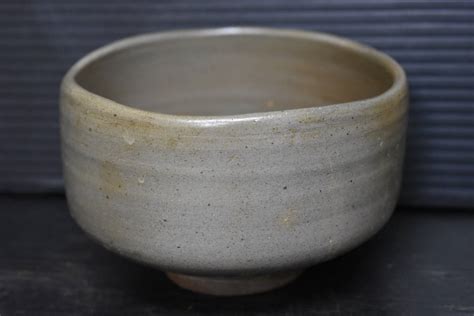 【やや傷や汚れあり】うぶ品 時代物 藤原楽山 青備前 茶碗 茶道具 古美術品 ②の落札情報詳細 ヤフオク落札価格検索 オークフリー