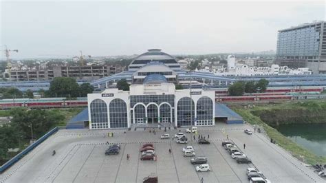 PM Modi inaugurates the renovated Rani Kamalapati Railway Station in ...