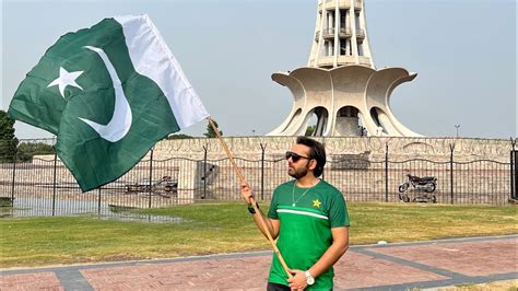 azm  aaleshan pakistan azaadi anthem moman ijaz youtube