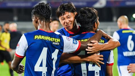 Football News Bengaluru Fc Moves To Sixth Position In Isl