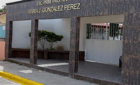 Garantiza Alcalde Carlos Peña Ortiz Bienestar De Alumnos En Escuelas De