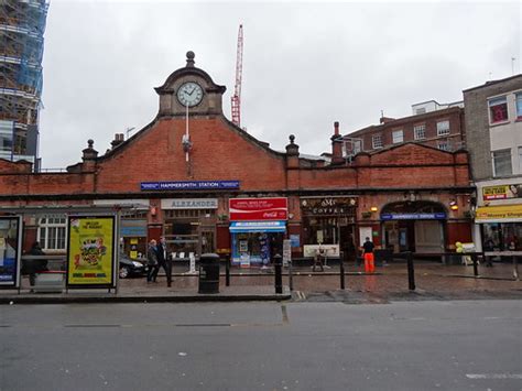 Hammersmith & City Line Underground Stations - Facts, Trivia And ...