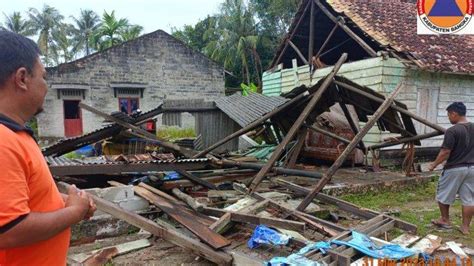 Puting Beliung Merusak Rumah Warga Di Belinyu Dan Riau Silip