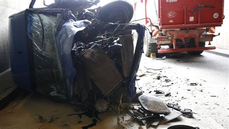 Murr Steinheim Schwerer Unfall An Der Bergkelterkreuzung Marbacher