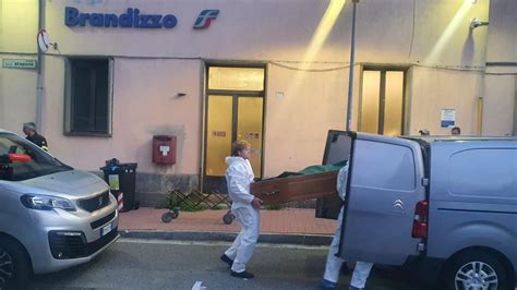 Brandizzo Treno Travolge E Uccide 5 Operai Sulla Linea Che Collega