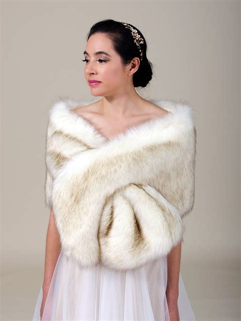 Ivory Faux Fur Wrap Bridal Shrug Stole Shawl Cape B005 Ivory