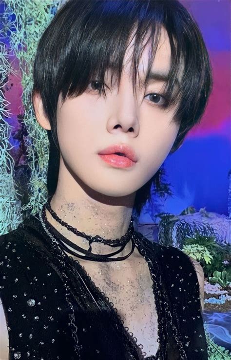 TXT Yeonjun Photocard Scan Txt Photocard Celebrity Gossip Entertainment