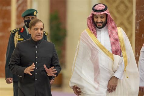 Saudi Arabia To Increase Investments Deposit In Pakistan Middle East