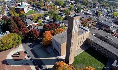 First Christian Church, Eliel Saarinen, in Columbus, Indiana