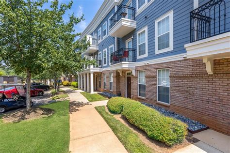 Worthington Luxury Apartments Flat River Dr Charlotte Nc