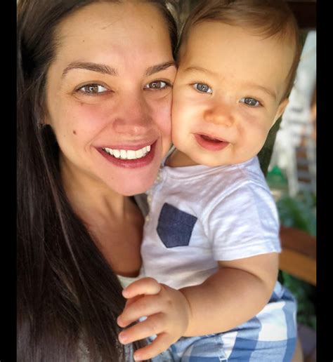 Foto Teodoro filho de Thais Fersoza e Michel Teló completou 10 meses