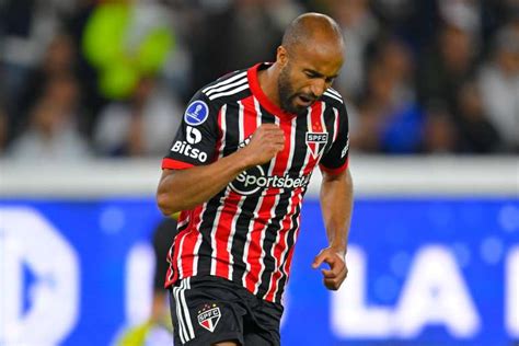 AVANÇOU São Paulo e Lucas Moura já conversam por renovação