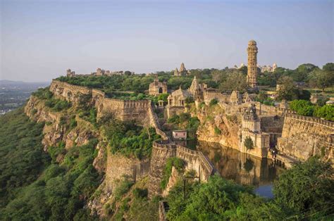 10 Legendary Chittorgarh Fort Images - Fontica Blog