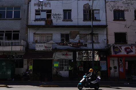 Gobierno De Cdmx Atiende A Vecinos De Falla Plateros Mixcoac