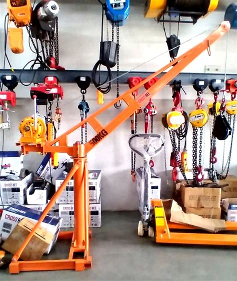 Crossbee Meter Monkey Crane Hoist Kg For Construction Capacity