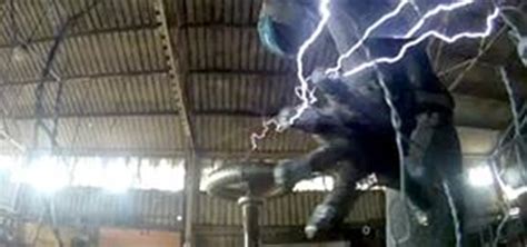 Man Shoots Lightning from Hands (Wearing Faraday Suit) « Science ...