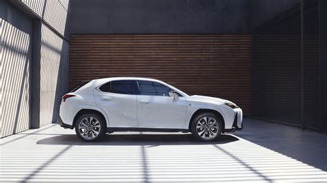 Lexus Ux Upgraded And Ev Given 40 Per Cent Range Boost Car Magazine