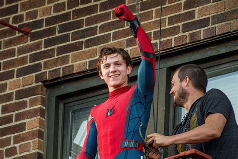 Son Verdadero Arte Tom Holland Responde A Martin Scorsese Y Contin A