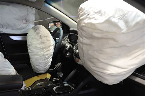 Gli Airbag Non Funzionano Toyota E Honda Richiamano 6 Milioni Di Auto