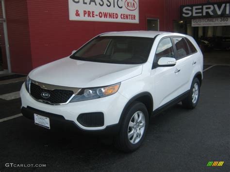 Snow White Pearl Kia Sorento Lx Gtcarlot Car