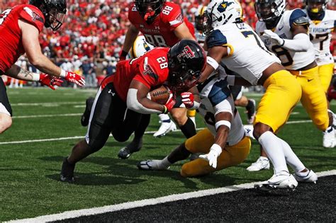 Preparing for the Bowl Games: California vs Texas Tech