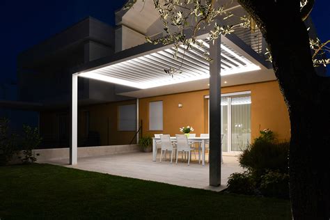 Dehor Esterno Con Pergola Openlight Mioni