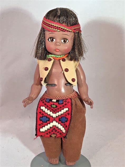 Vintage 8 Madame Alexander Hiawatha Doll 720 With Stand