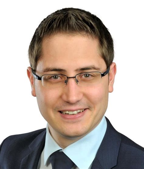 Wirtschaftszeit Daniel Willinigg Neuer Leiter Im Kundencenter In Der