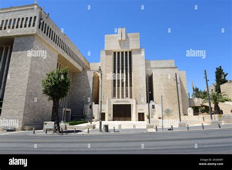 The Jerusalem Great Synagogue on King George street in West Jerusalem ...