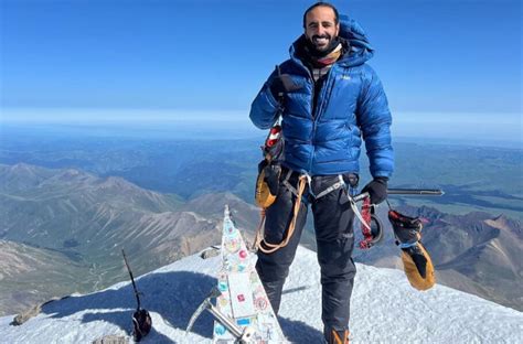 Iloveqatar Net Qatari Mountaineer Nasser Al Misnad Summits Mount