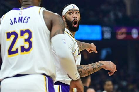 Anthony Davis Injury Status For Lakers 76ers Game Fastbreak On Fannation