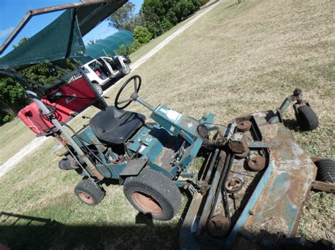 Lot 33 Ransomes T 22DV Ride On Mower AuctionsPlus