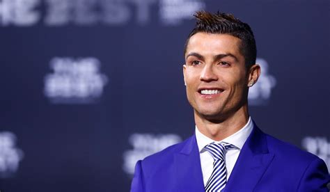 Cristiano Ronaldo Modelo que o acusa de assédio sexual quer nova