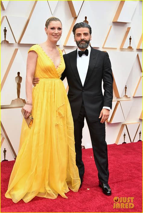 Oscar Isaac & Wife Elvira Lind Enjoy Date Night at Oscars 2020: Photo ...