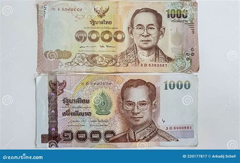 Thailändische Geldscheine 4000 Thailändischer Baht Auf Weißem