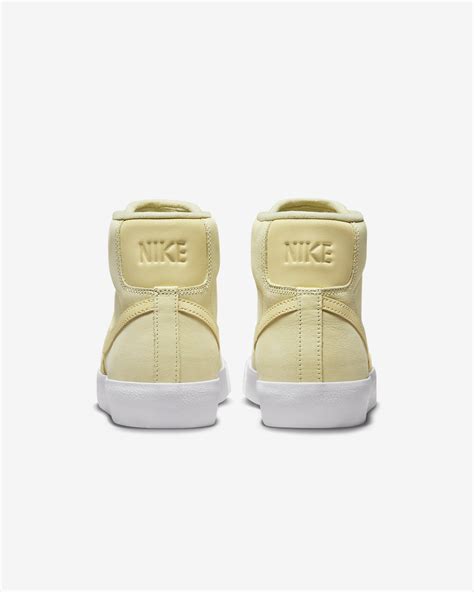 Nike Blazer Mid Premium Women's Shoes. Nike NL