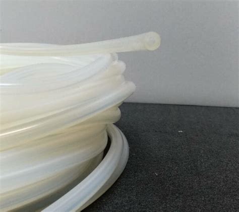 Tuyau Silicone translucide au mètre linéaire Maison du Caoutchouc et