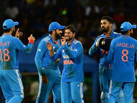 India Vs Sri Lanka Asia Cup 2023 Super 4 Kuldeep Yadav Magic Sends