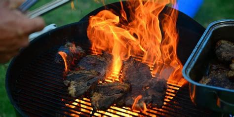 Milano Lite Tra Vicini Per Un Barbecue In Cortile Muore Un Enne