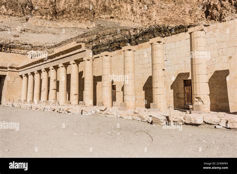 Hatchepsut Temple Ruins Luxor Egypt The Antique Temple Of Female