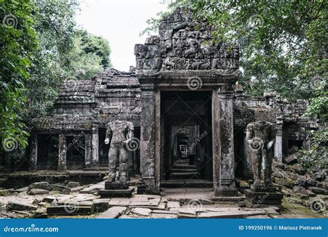 Complejo Del Templo Angkor Wat En Cambodia Siem Reap Buddhist Foto De