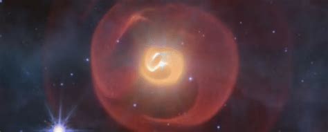 Jaw-Dropping Image Reveals Dying Stars Entangled Like Serpents ...